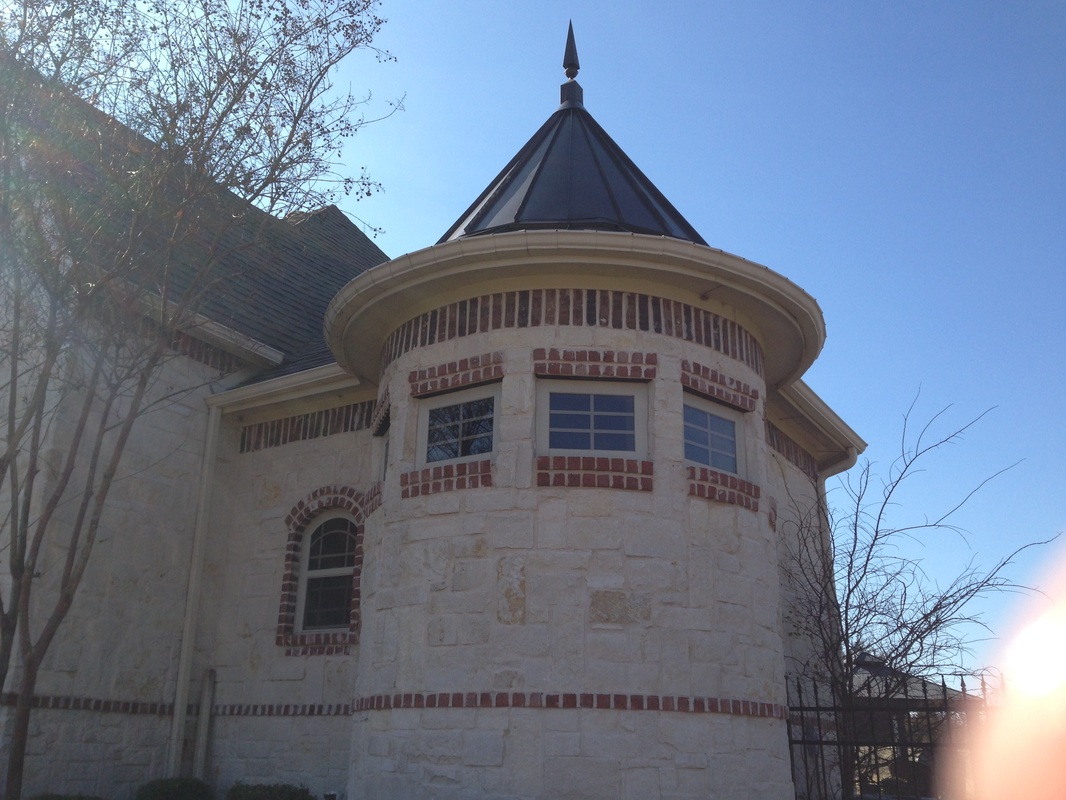 Seamless Rain Gutter on the round part of the house